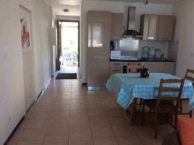 Appartement F1 Spacieux